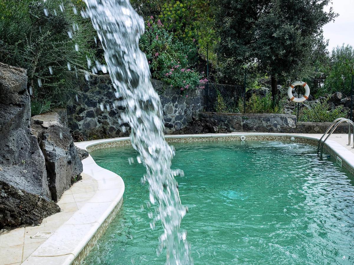 Fontana Del Cherubino Santa Maria di Licodia Kültér fotó